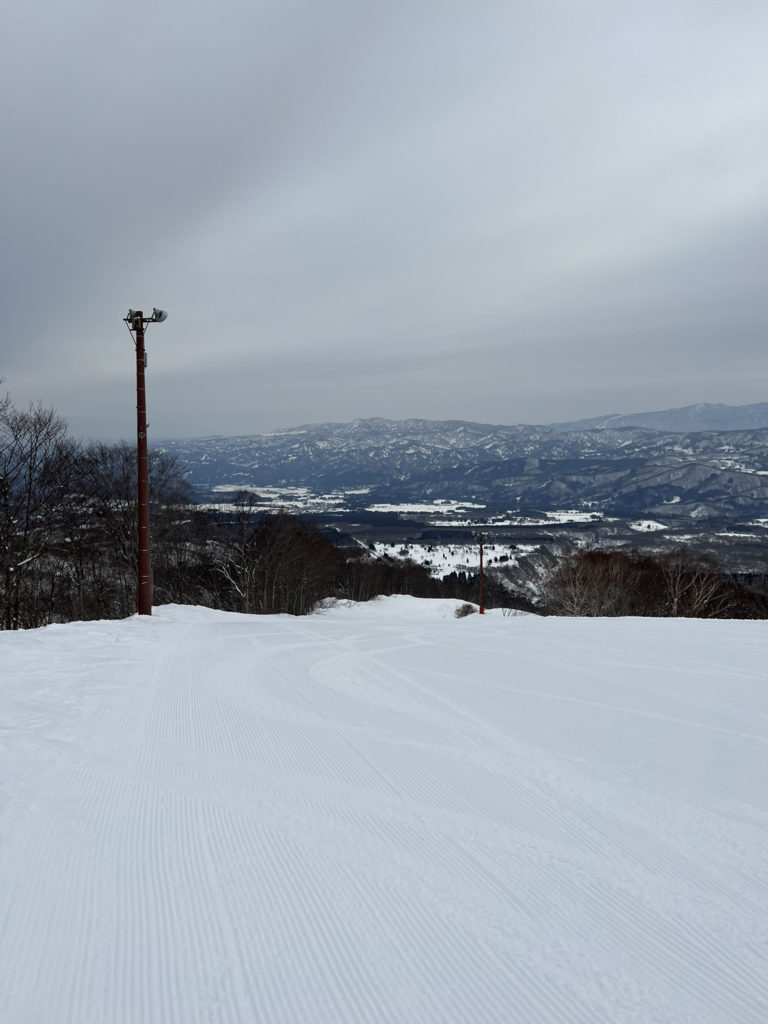 関温泉　スキー場　ブライン　スノーボード　サーフショップ　スノーサーフ