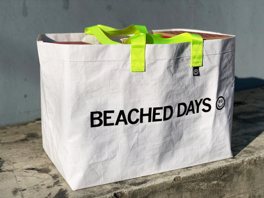 BEACHED DAYS WHITE BAG XL かなり使える逸品です！