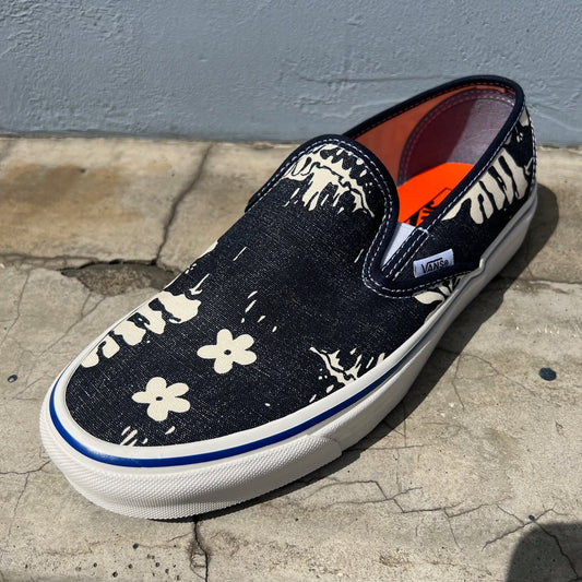 VANS/バンズ  SLIP-ON 48 DEC ANAHEIM FACTORY OG FLORAL NAVY
