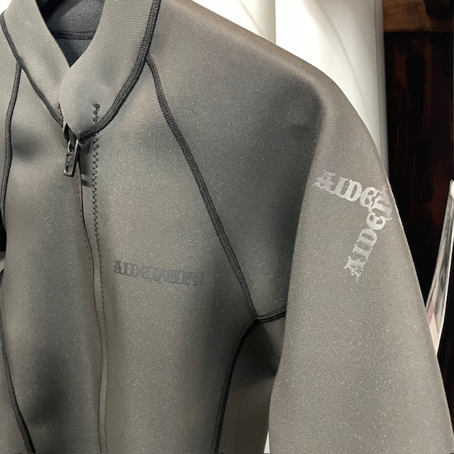 AIDENTIFY /アイデンティファイ MESH SKIN 1mm JACKET BLACK LOGO – BRINE