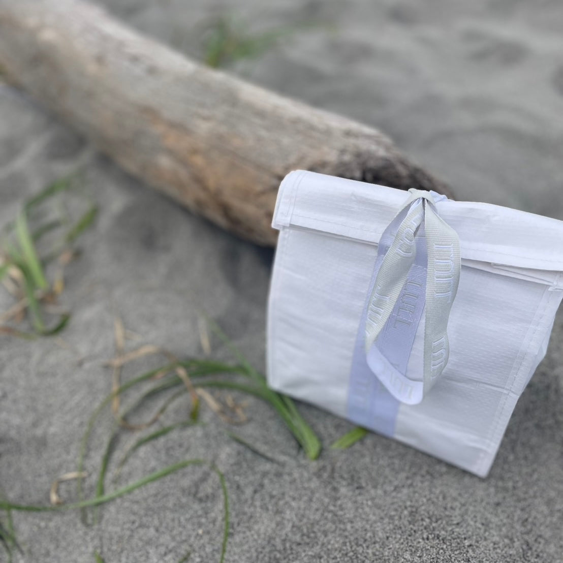 LULL "Wax Nook Bag"