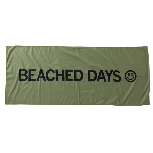 BEACHED DAYS ビーチドデイズ / マグネティック ビーチタオル