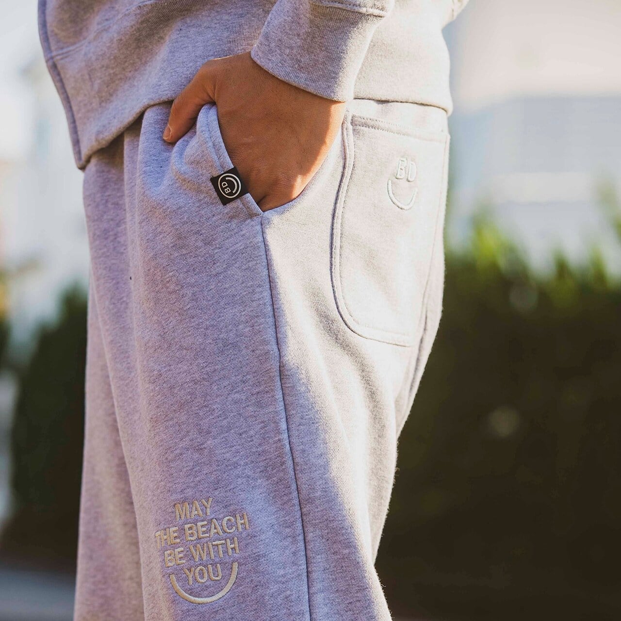 BEACHED DAYS ビーチドデイズ / BDスマイル スウェットパンツ