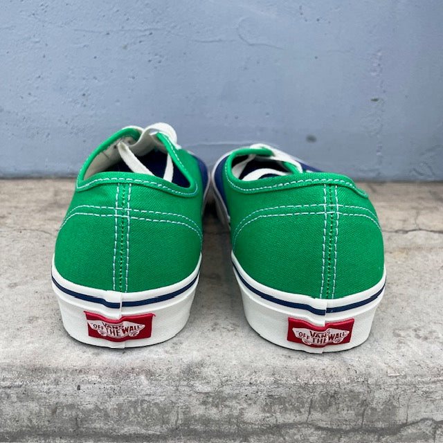 VANS / ヴァンズ Authentic PRIMARY NAVY